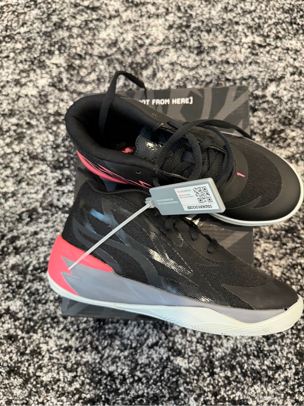 Puma Kids Melo basketball sneakers  NWT